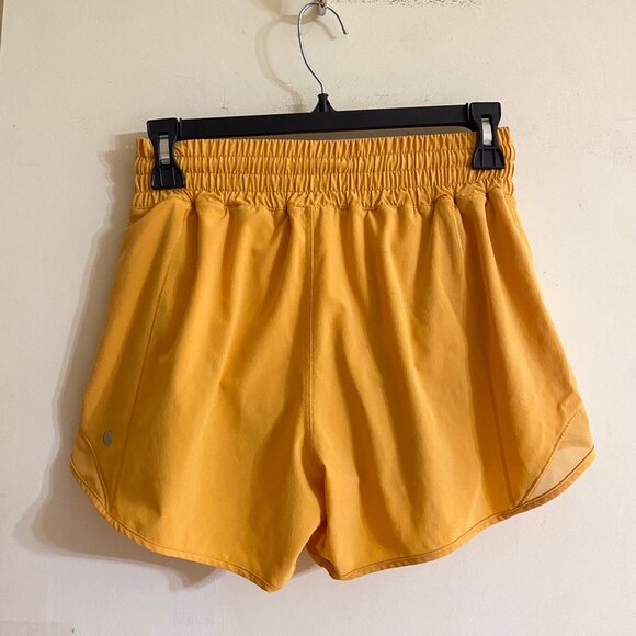 Lululemon Hotty Hot Shorts Womens 4 Fools Gold Yellow - Picture 6 of 8